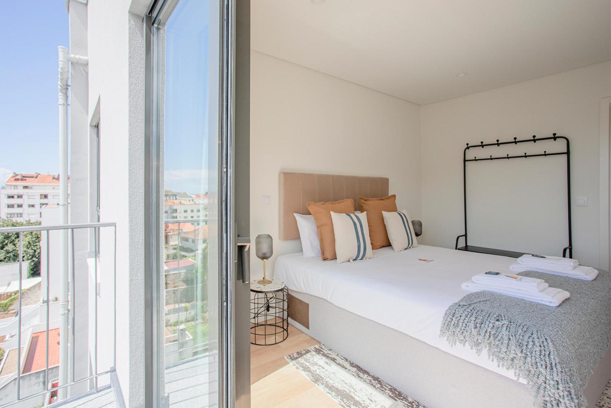 Liiiving In Porto - City Design Apartments Zewnętrze zdjęcie