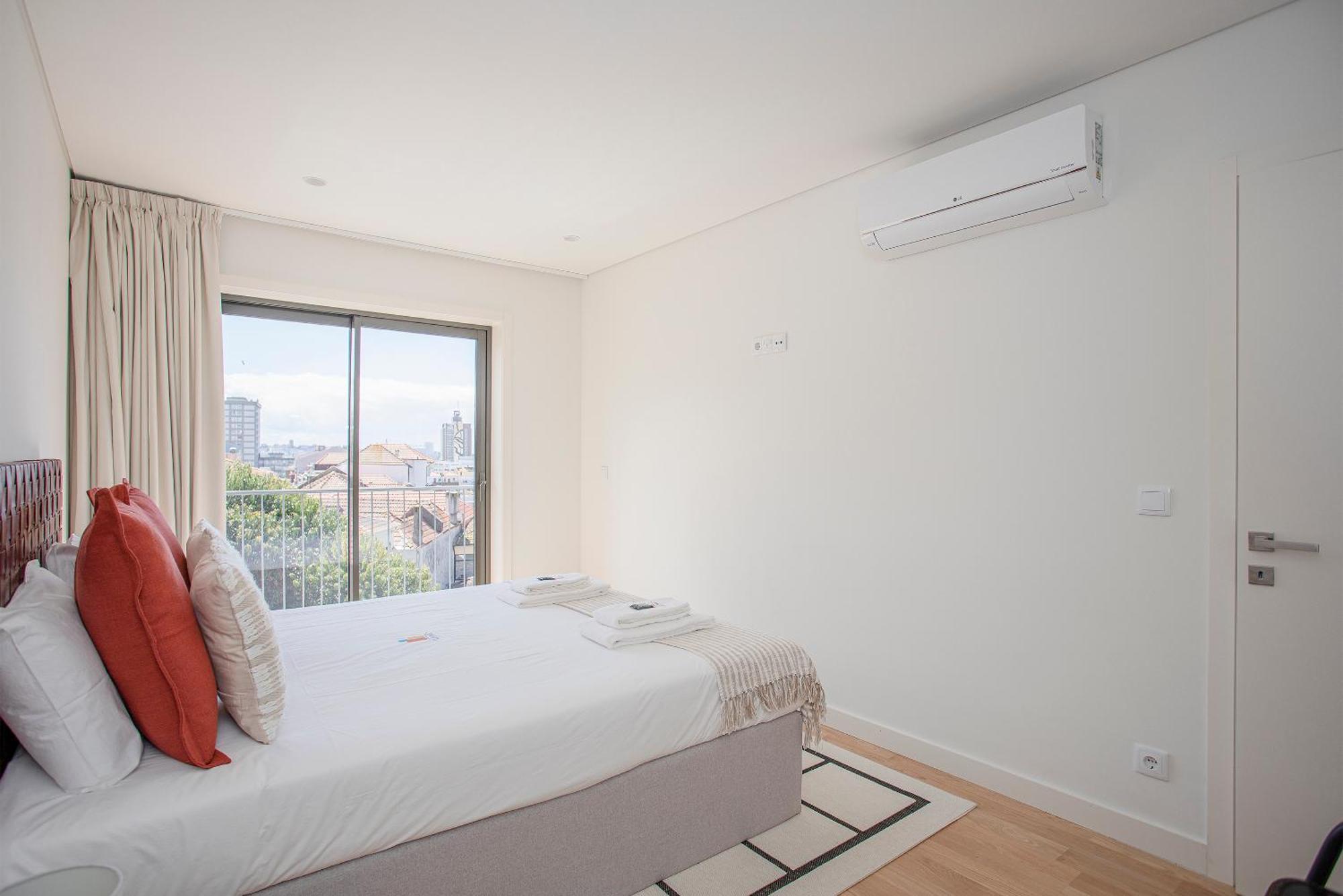 Liiiving In Porto - City Design Apartments Zewnętrze zdjęcie