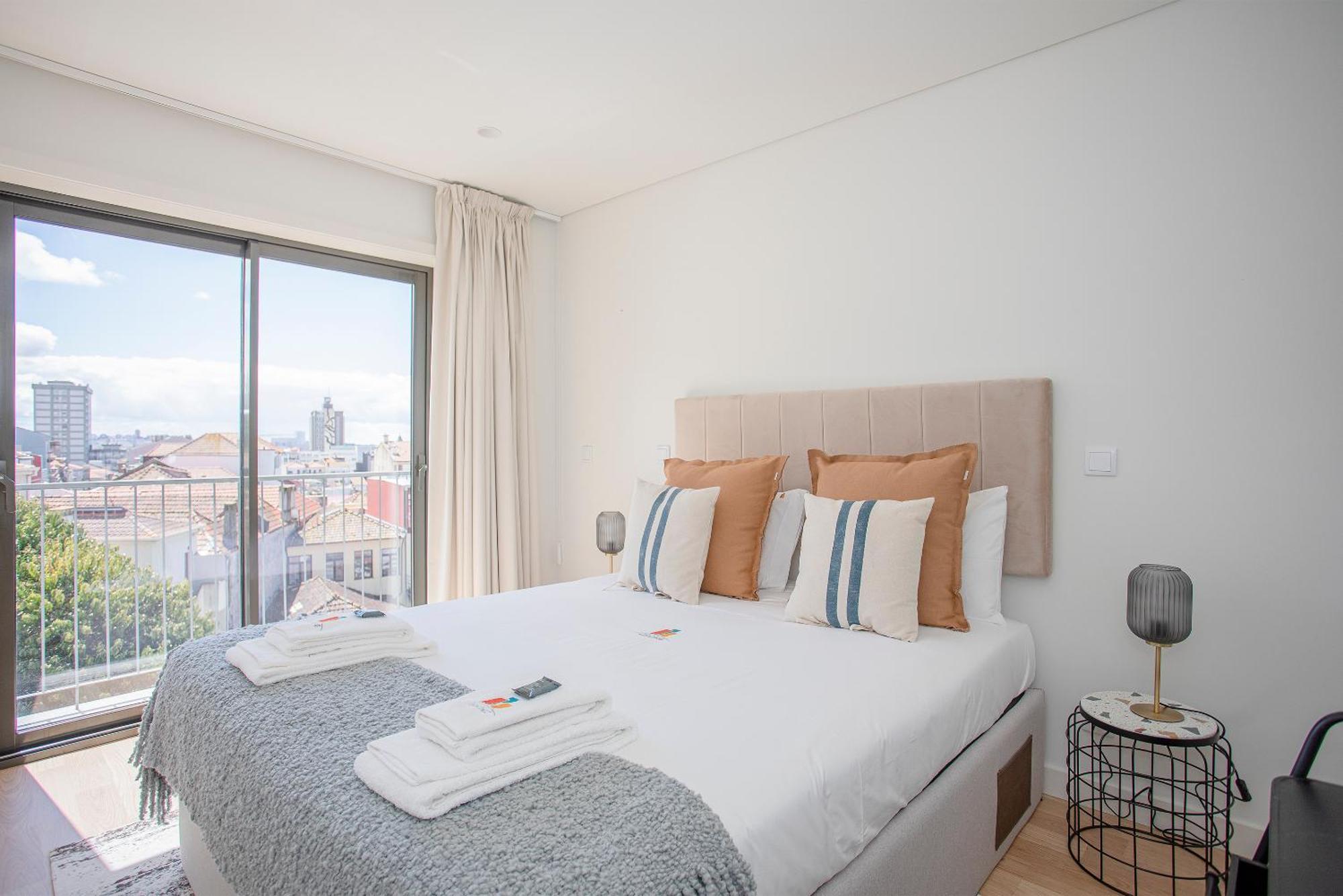 Liiiving In Porto - City Design Apartments Zewnętrze zdjęcie
