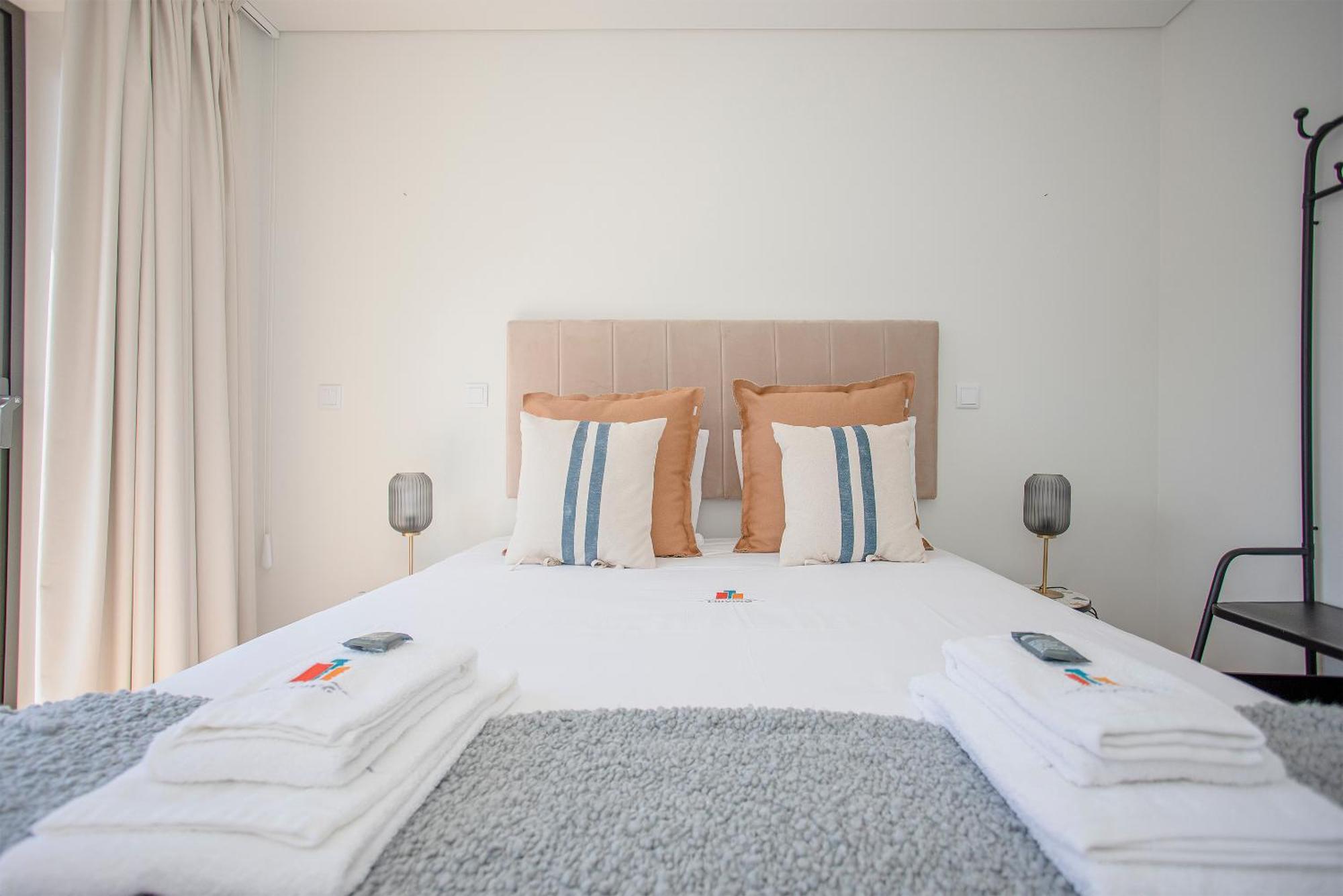 Liiiving In Porto - City Design Apartments Zewnętrze zdjęcie